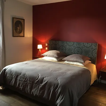 Гостевой дом Clos Des Aspres 4*